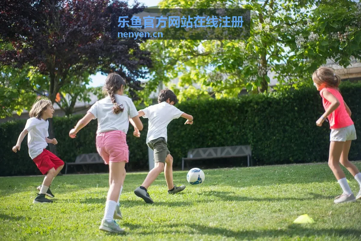 账号安全设置中的常用设备与登录记录查看界面，乐鱼官方网站在线注册账号管理示意